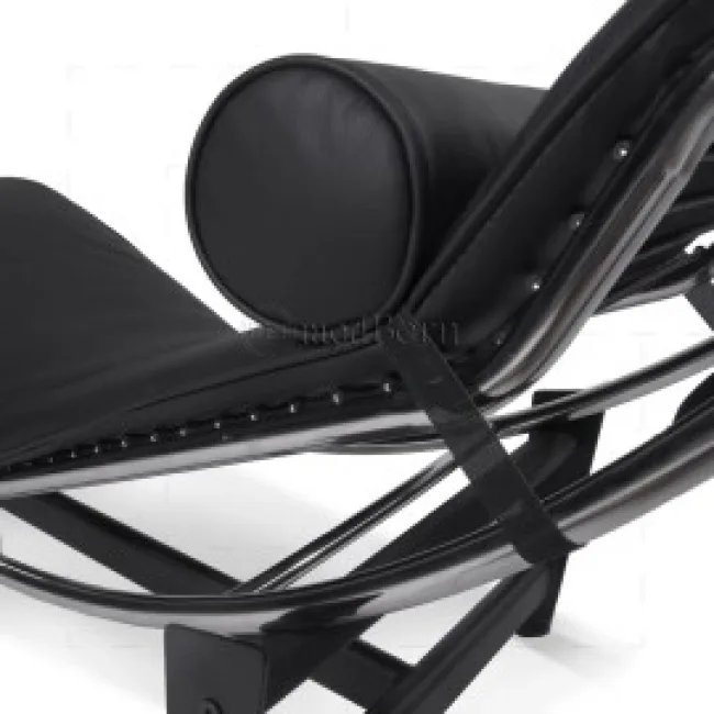 Le Corbusier Style LC4 Chaiselongue – Schwarzes Leder — image 3