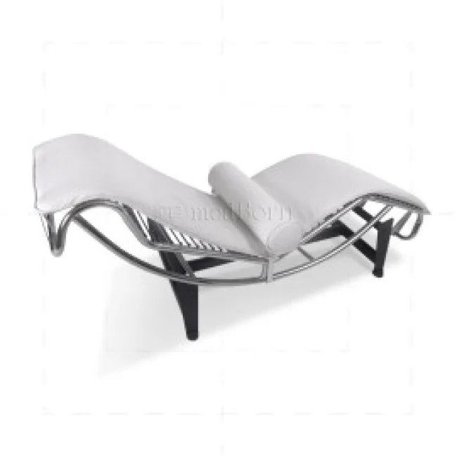 Le Corbusier Style LC4 Chaise Longue – Weißes Leder — image 2