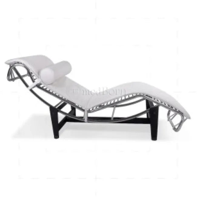 Le Corbusier Style LC4 Chaise Longue – Weißes Leder — image 6