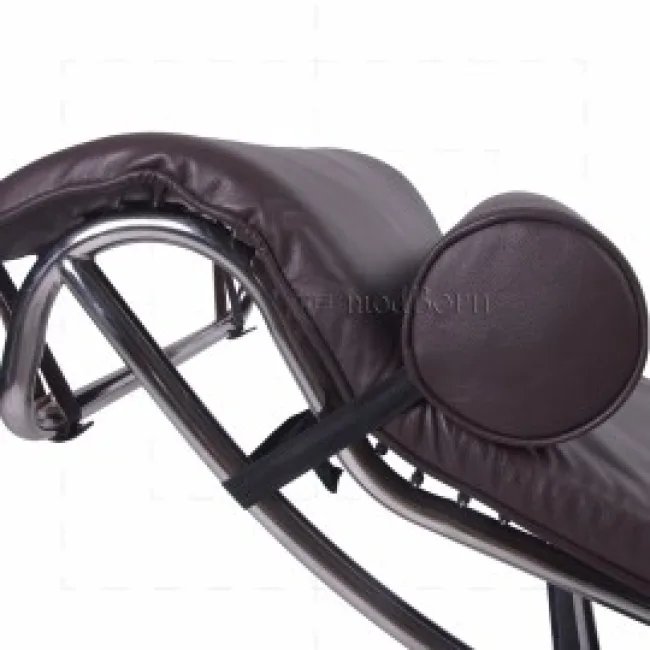 Le Corbusier Style LC4 Chaise Lounge — Braunes Leder — image 4