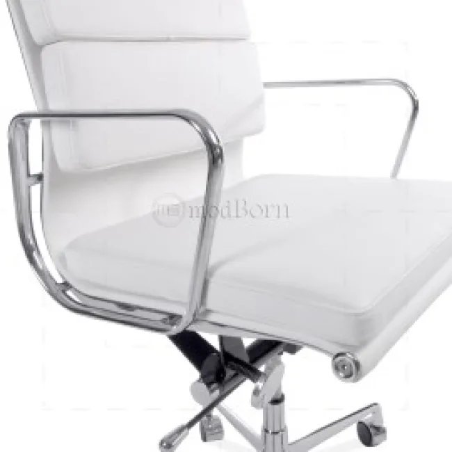 EA217 Eames Bürostuhl (Niedriger Rücken) – Weißes Leder — image 4