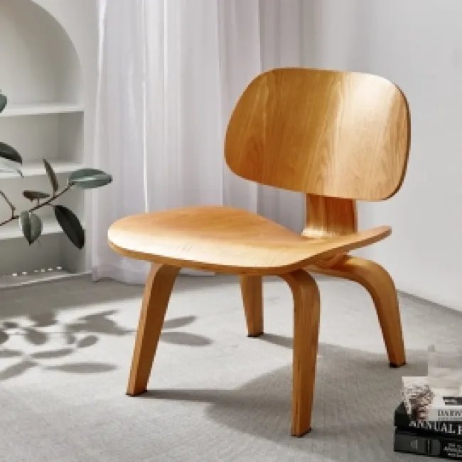 Eames Style Dining LCW Walnuss Stuhl — image 3