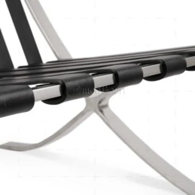 Ludwig Mies van der Rohe — Barcelona Zweisitzer Sofa (Schwarzes Leder) — image 2